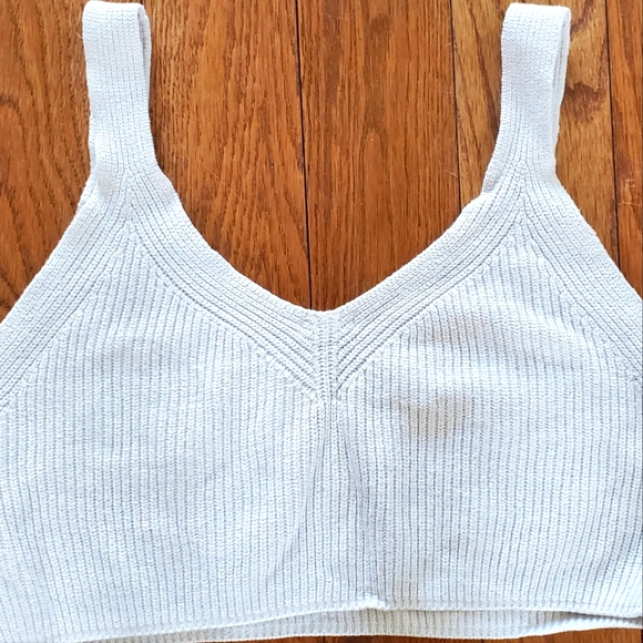 4/$25 GARAGE Loose-Fit Knit Crop Top - Size S - Picture 2 of 5